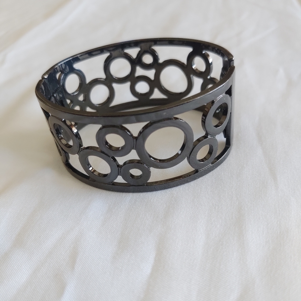 Vintage Spring Closure Bracelet - image 3